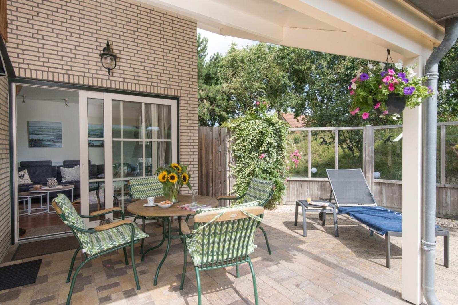 Holiday home Doggersbank 22 - Noordzeepark Ouddorp